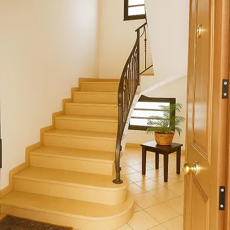 Segesta - New Nouveau Bedding Appartement *