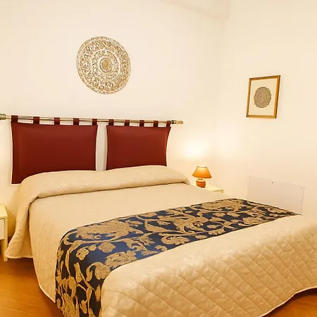 Segesta - New Nouveau Bedding * Salemi