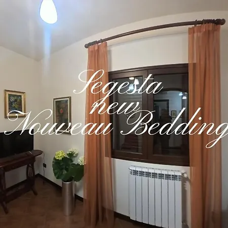 Segesta - New Nouveau Bedding Apartamento